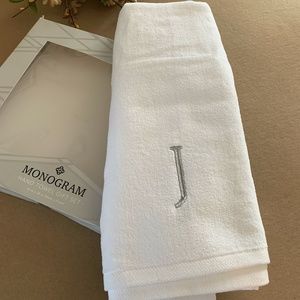 NWT Monogram "J" Hand towel set (2)